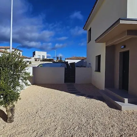 Villa Beautiful House, Villa, Pool Azure Piscine Magalas