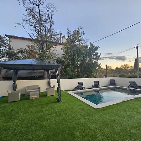 Beautiful House, Villa, Pool Azure Piscine Villa *
