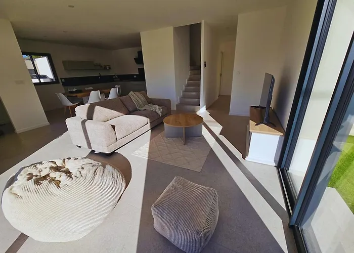 Beautiful House, Villa, Pool Azure Piscine Villa *