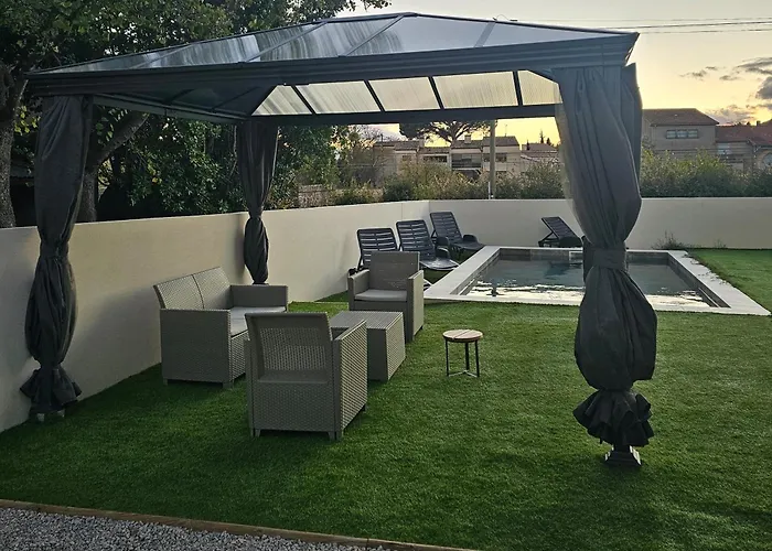 Villa Beautiful House, Villa, Pool Azure Piscine Magalas